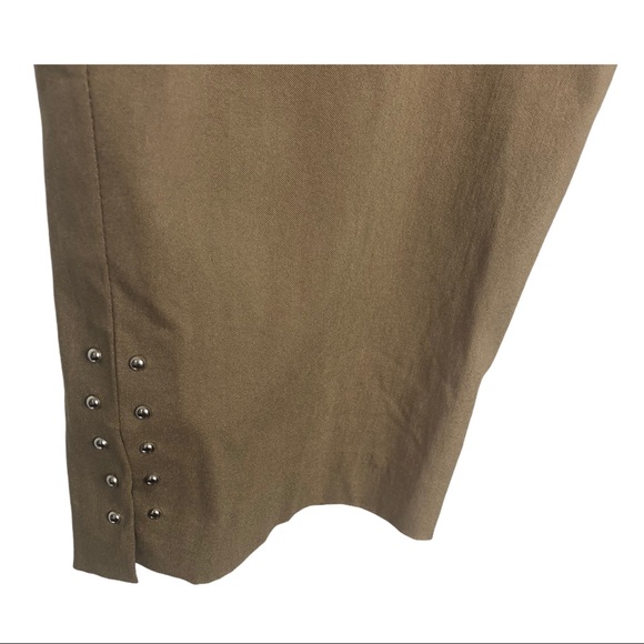 NEW!!! Roz & Ali ankle pants with stud detail - Picture 4 of 7